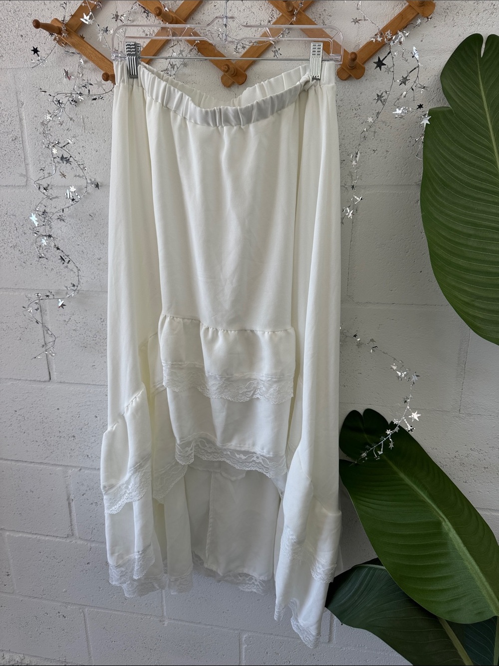 Boho Women's White Lace-Trim High-Low Skirt